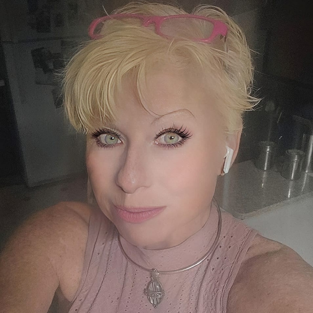 Meet your Posher, Sherry